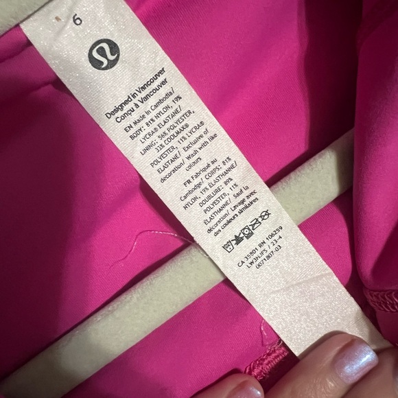 Size 6 Lululemon jacket - Picture 4 of 5